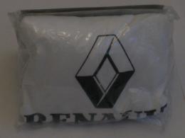 Комплект чехлов для подголовников Renault